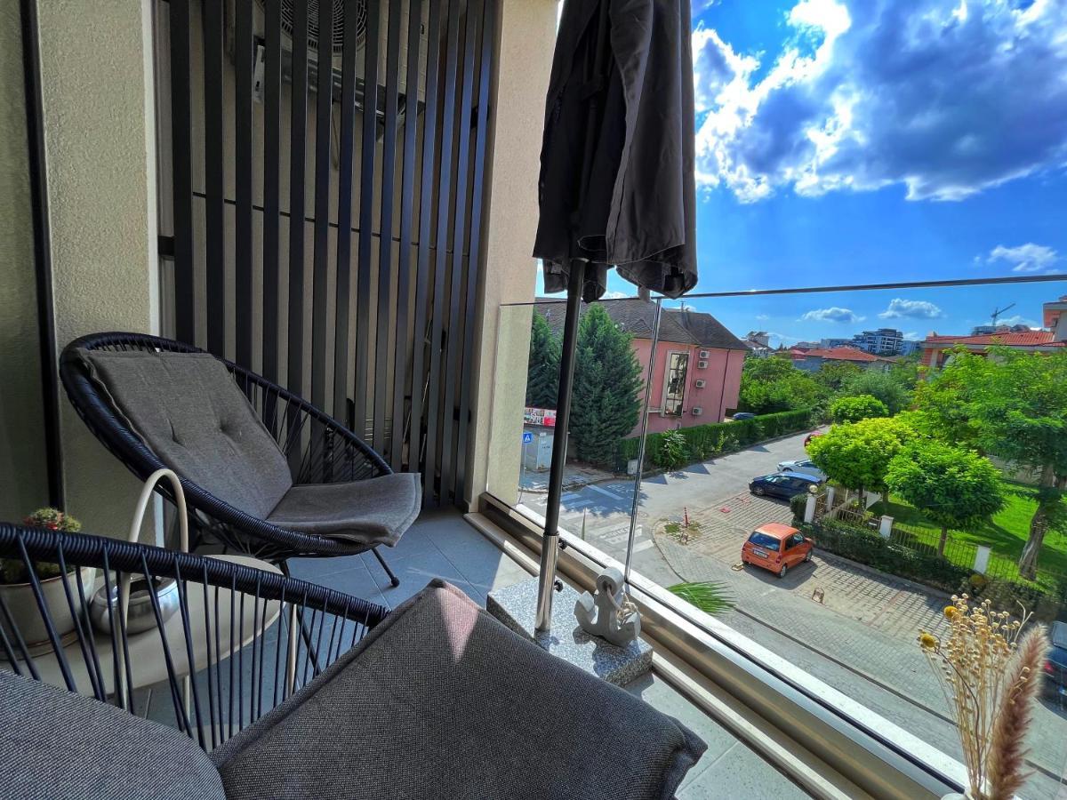Azur Alegria Studio - Free Parking & Pool Saints Constantine and Helena ภายนอก รูปภาพ